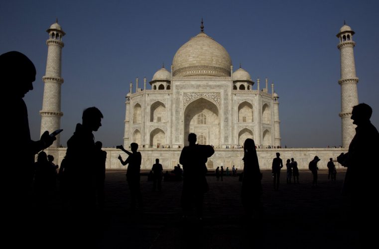 Fri. 10:31 a.m.: India reopens for foreign tourists as virus infections ebb